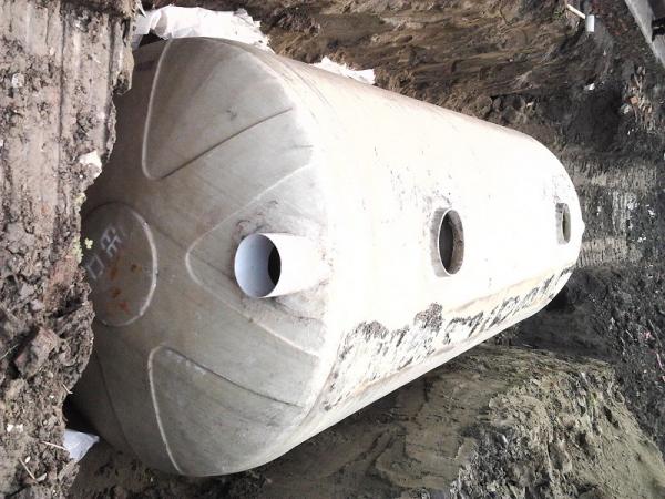 一體化污水處理設(shè)備現(xiàn)場(chǎng)